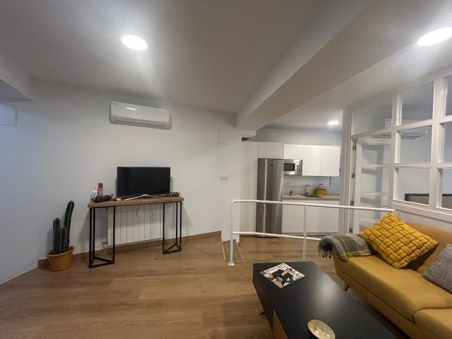 ALQUILER APARTAMENTO