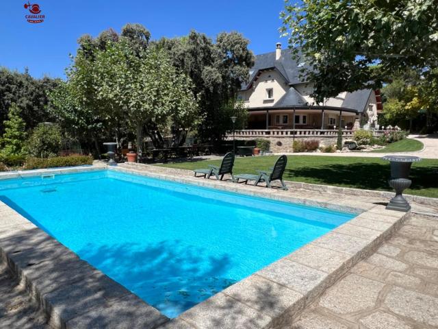 Alquiler apartamento amueblado muy luminoso de 52m2 con jardín privado de 100m2