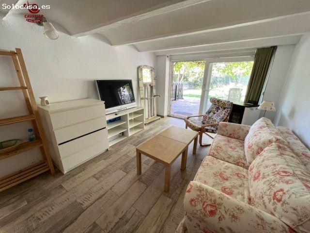 Alquiler apartamento amueblado muy luminoso de 52m2 con jardín privado de 100m2