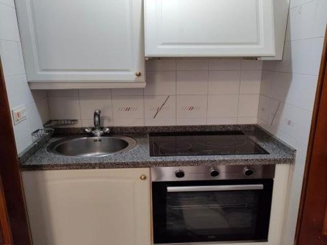 ALQUILER APARTAMENTO CALLE LA RÚA
