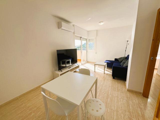 Alquiler apartamento con aire acondicionado, terraza