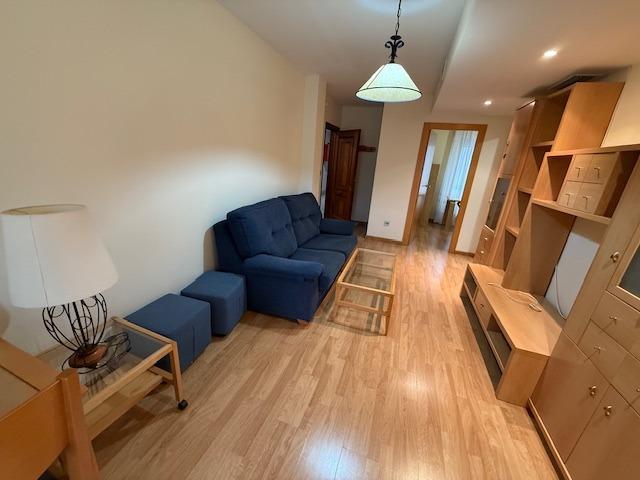 ALQUILER APARTAMENTO EN CALLE ISAAC ALBENIZ, 2 DORMITORIOS, 1 BAÑO