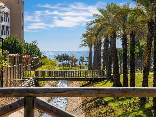 Alquiler Apartamento en New Golden Mile, Estepona
