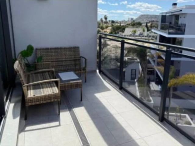 ALQUILER | Apartamento en Nou Nazaret, San Juan de Alicante