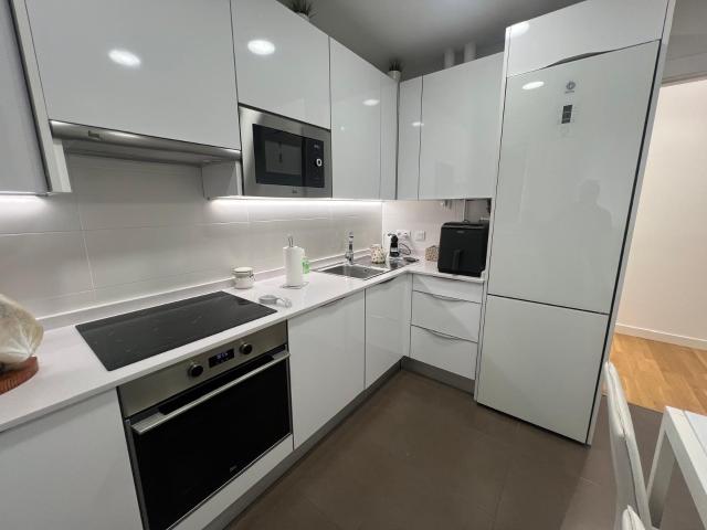 ALQUILER APARTAMENTO PARA MESES DE JUNIO A SEPTIEMBRE
