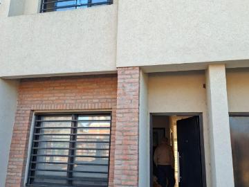 Alquiler Casa monoambiente, 65m2, 1 cochera, Venezuela 3900, Ituzaingo, Partido de Ituzaingó | Argenprop