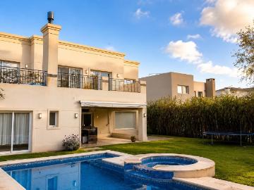 Alquiler Casa Nuevo Quilmes 5 Ambientes Pileta Galeria