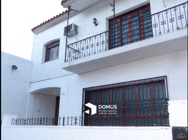 ALQUILER CASA AVENIDA DEL BICENTENARIO