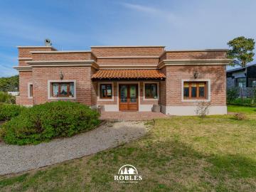 Alquiler Casa a estrenar 3 dormitorios, 130m2, Barrancas San Benito, Barrancas De San Benito | Argenprop