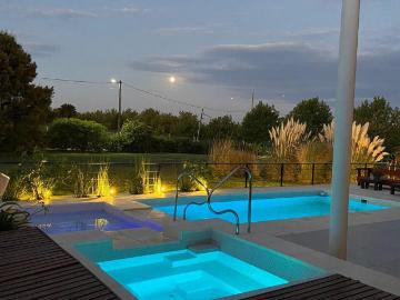 Alquiler Casa a estrenar 6 dormitorios, 269m2, Av Jorge Newbery 5000, Mar del Plata | Argenprop