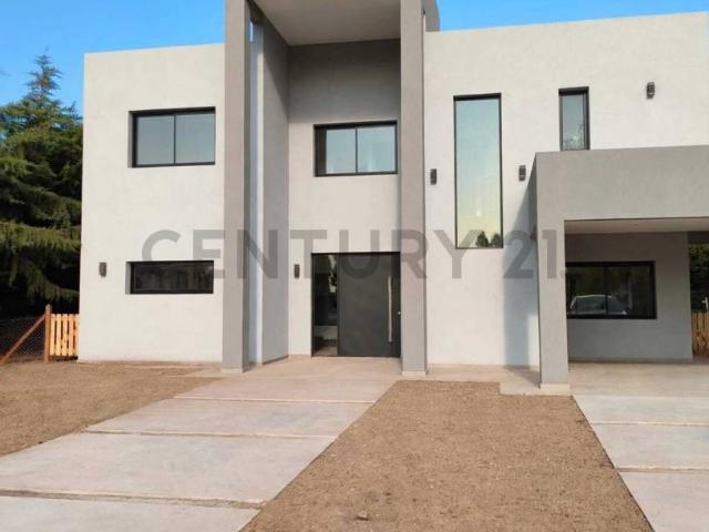 ALQUILER CASA A ESTRENAR en SAN VICENTE Campo Daromy