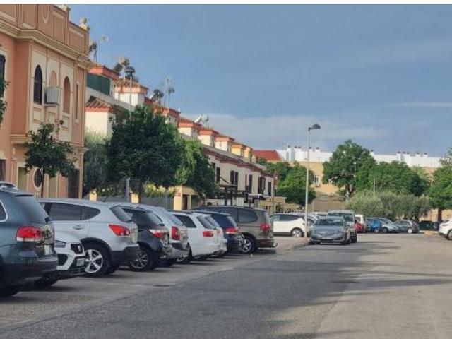 ALQUILER CASA ADOSADA VISTAZUL+ PATIO 60 MTR
