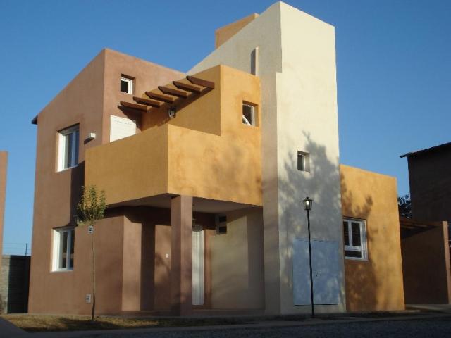 Alquiler. Casa Amoblada En Conjunto Residencial Privado. Rivadavia