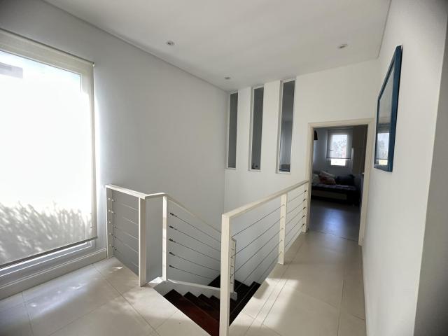 Alquiler | Casa con 5 dormitorios en lote a la laguna | Los Alisos, Nordelta
