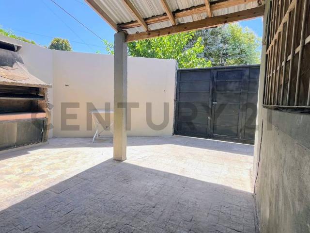 ALQUILER CASA CON DOBLE LOTE OPCIÓN A COMPRA PERMUTA FINANCIA