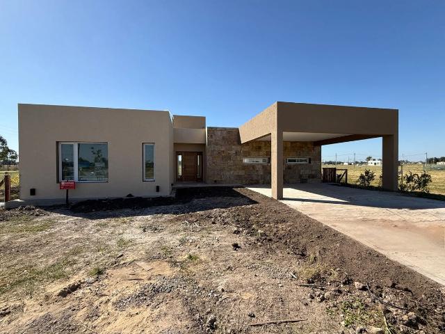 Alquiler Casa Con Pileta Fincas De San Vicente Joven