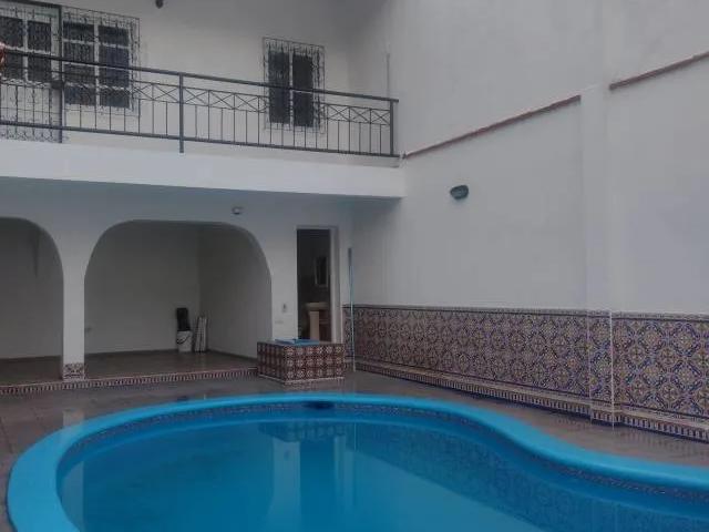Alquiler casa con piscina y cochera S/.5,000