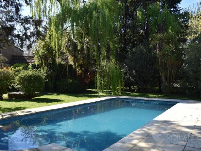 ALQUILER CASA COUNTRY SAN DIEGO 5 AMBIENTES CON QUINCHO PARRILLA Y PARQUE DE 2800 M2