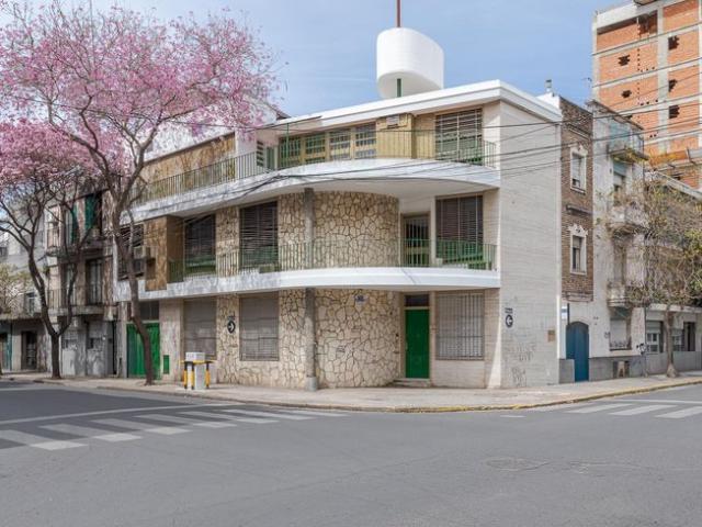 ALQUILER CASA DE USO COMERCIAL EN EL CENTRO DE ROSARIO