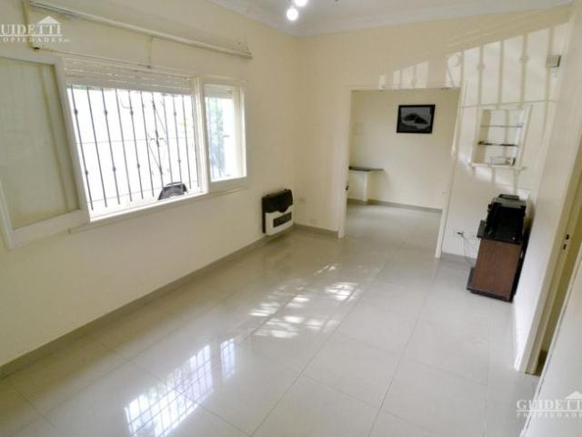 Alquiler Casa en Saavedra con garage Patio Jardín Terraza