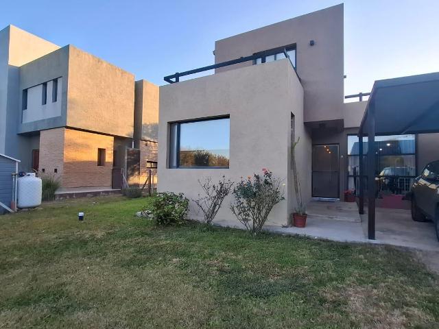 ALQUILER Casa en VALLE DEL GOLF, Malagüeño, 3 dorm. 3 baño, cochera