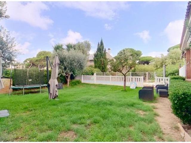 Alquiler casa independiente con piscina