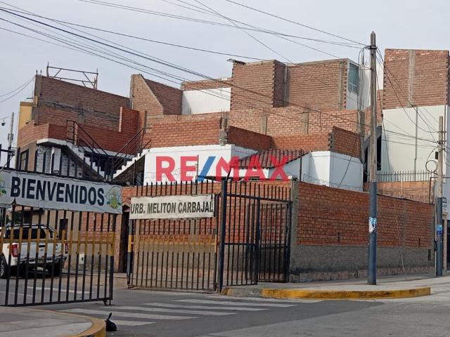 Alquiler Casa Local En Plena Esquina Y Avenida Zona Alto Transito Para Minimarkets Con Buena Area