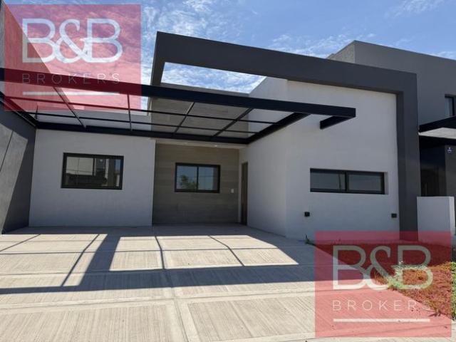 Alquiler, Casa Planta Baja 3 dorm, 2 Baños Completos Docta