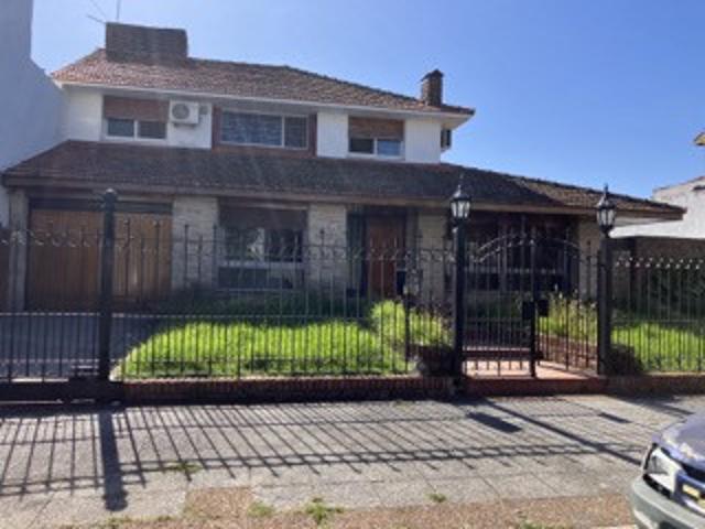 Alquiler Casa, Sáenz Valiente 400, Martinez Santa Fe / Fleming | Argenprop