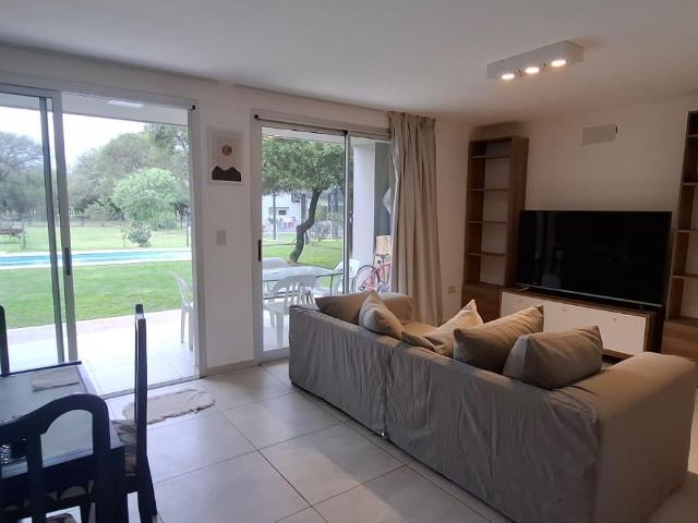 ALQUILER Casa VALLE DEL GOLF, sin muebles. 3d 3b PISCINA comodidad y confort Excelente!