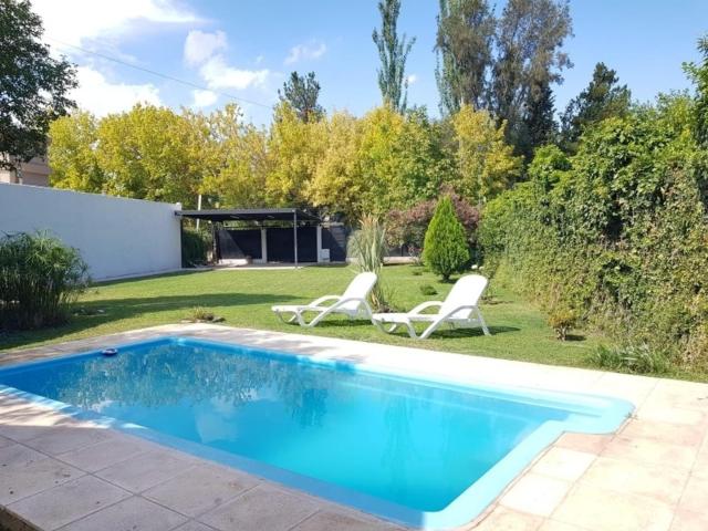 Alquiler Casa 1 dormitorio, 2 cocheras, Ayelen, Vistalba, Mendoza | Argenprop