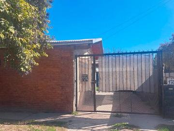 Alquiler Casa 2 dormitorios 11 años, 60m2, 2 cocheras, Catamarca 1726 piso 0, Pueblo Esther | Argenprop