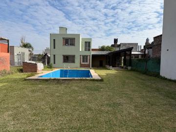 Alquiler Casa 2 dormitorios, 120m2, Este, Houssay 2900, Roldan, San Lorenzo | Argenprop