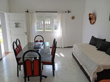 Alquiler Casa 2 dormitorios 16 años, 80m2, Calle 42 Y 33, Miramar, Buenos Aires | Argenprop