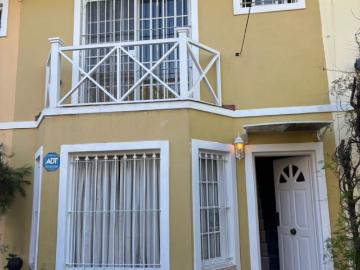 Alquiler Casa 2 dormitorios, 1 cochera, 120m2, Teniente Ibañe 1319, Bella Vista | Argenprop