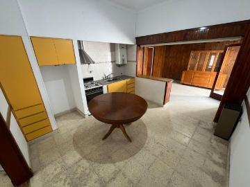 Alquiler Casa 2 dormitorios 30 años, 75m2, 9 Julio 6400, Barrio 9 De Julio, Buenos Aires | Argenprop