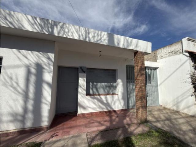 ALQUILER CASA 2 DORMITORIOS ALTOS DE VELEZ SARSFIELD
