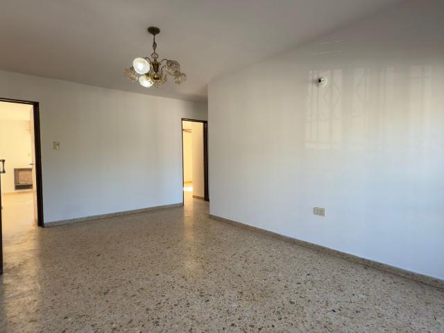 Alquiler Casa 2 dormitorios Talleres este