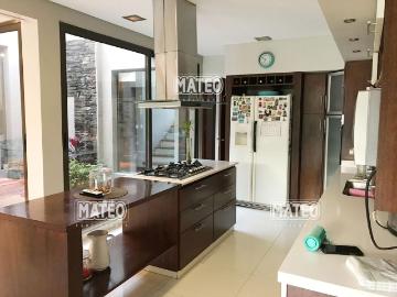 Alquiler Casa 3 dormitorios, 330m2, Almafuerte 1400, Campos De Alvarez, Francisco Alvarez | Argenprop