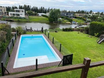 Alquiler Casa 3 dormitorios con salida al Rio Barrio Cerrado San Marco Villanueva