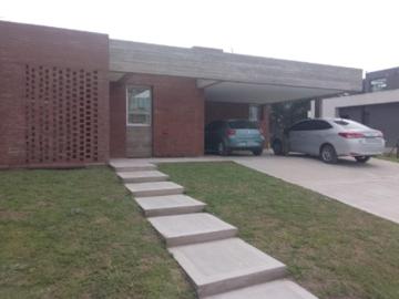 Alquiler Casa 3 dormitorios a estrenar, 182m2, 5 cocheras, Tradicion 702, Campos De Alvarez, Buenos Aires | Argenprop