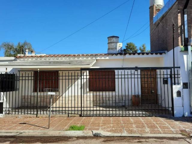 alquiler casa 3dorm zumaran