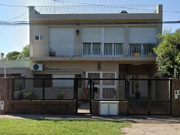 Alquiler Casa 40 años 2 dormitorios, 100m2, con balcón, Juan José Paso 8200, Fisherton | Argenprop