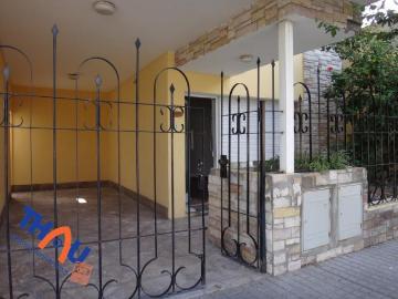 Alquiler Casa 40 años 2 dormitorios, 222m2, Oeste, Gral. Lopez 1900, San Lorenzo | Argenprop
