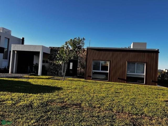 ALQUILER CASA 4 AMBIENTES, PRADOS DEL OESTE. MORENO. VERANO 2026