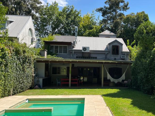 Alquiler Casa 4 dormitorios 20 años, 1 cochera, 200m2, Servetto 1900, San Fernando, Buenos Aires | Argenprop
