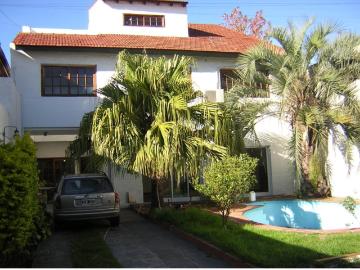 Alquiler Casa 4 dormitorios, 2 cocheras, 300m2, La Lucila 800, La Lucila, Buenos Aires | Argenprop