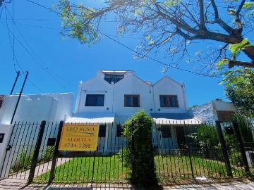 Alquiler Casa 4 dormitorios 30 años, 1 cochera, 200m2, Ipiranga 1239, Barrio Hipico, Buenos Aires | Argenprop