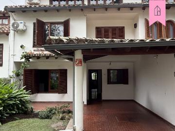 Alquiler Casa 4 dormitorios 40 años, 1 cochera, 250m2, Los Aguaribayes 300, Salta | Argenprop
