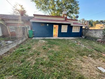 Alquiler Casa 60 años 3 dormitorios, Este, 1 cochera, Los Aramos, Monte Flores, Rosario | Argenprop
